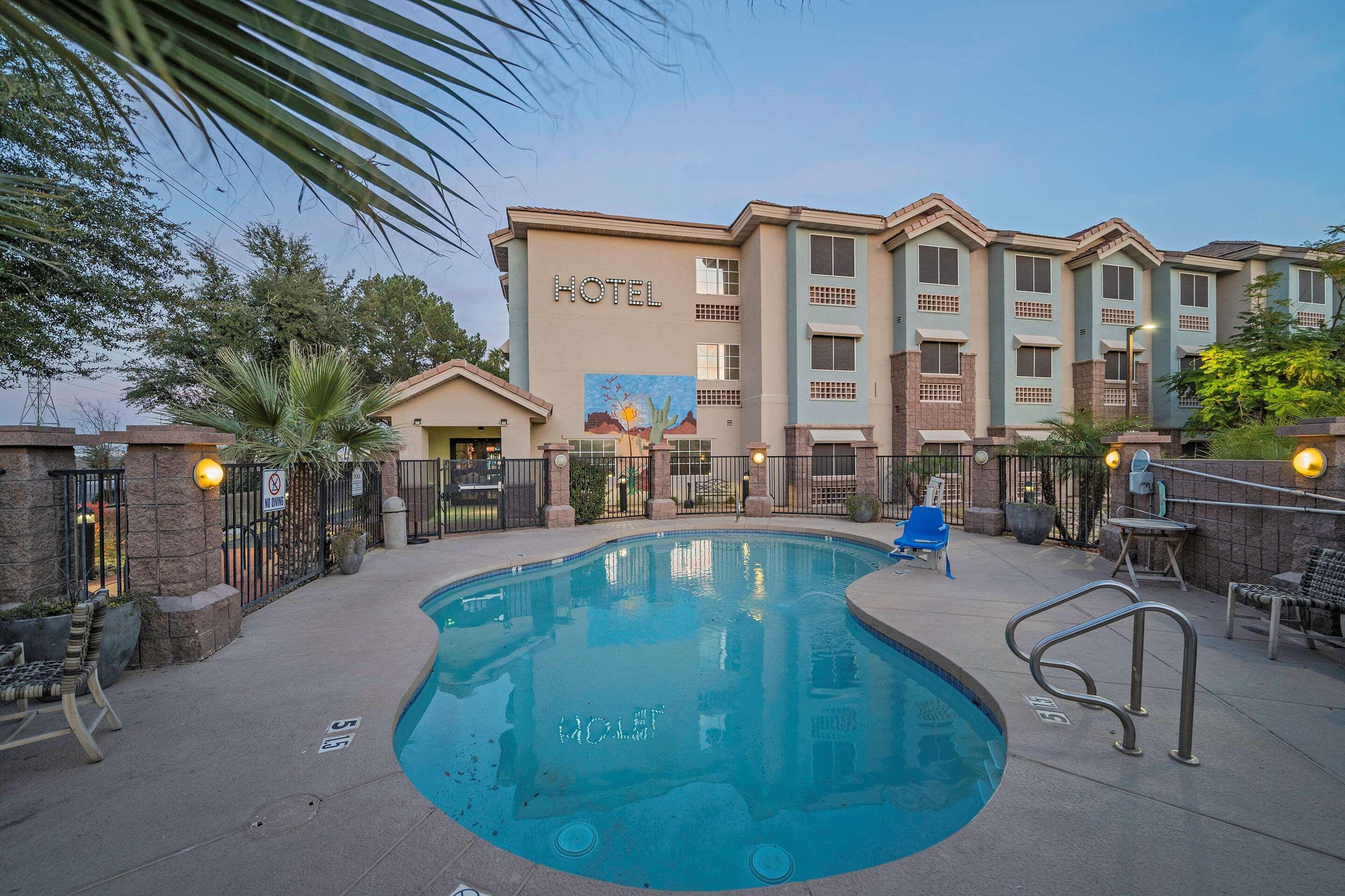 La Quinta Inn & Suites By Wyndham Tempe University, Phoenix Exterior foto